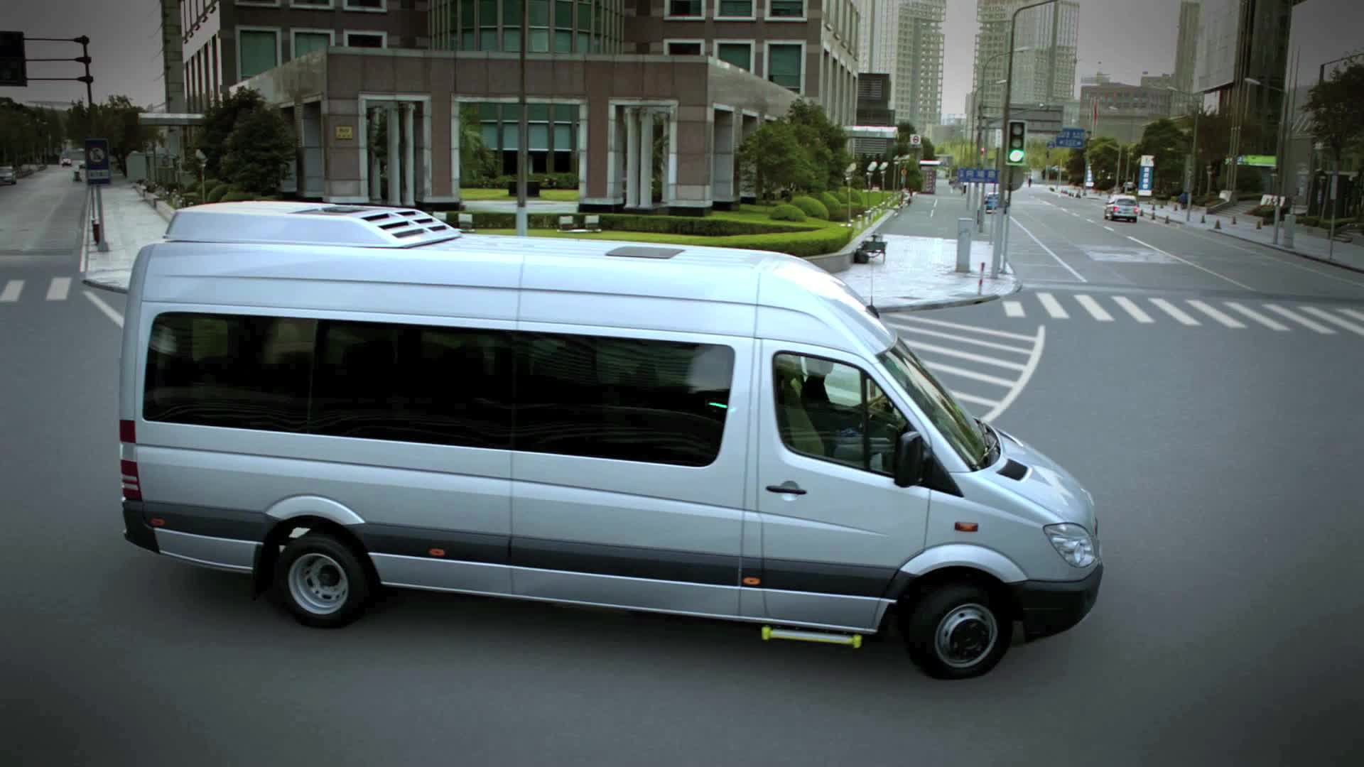 梅赛德斯-奔驰+凌特商务车