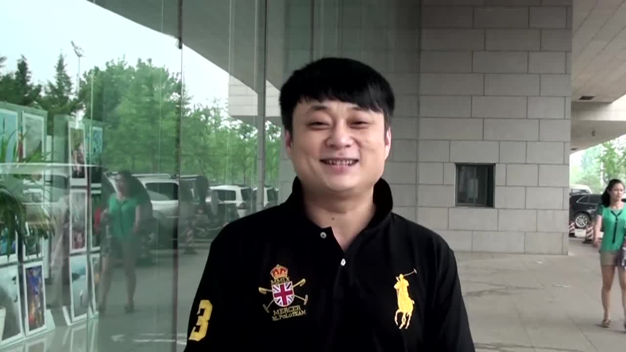 东风风神小么哥签售会