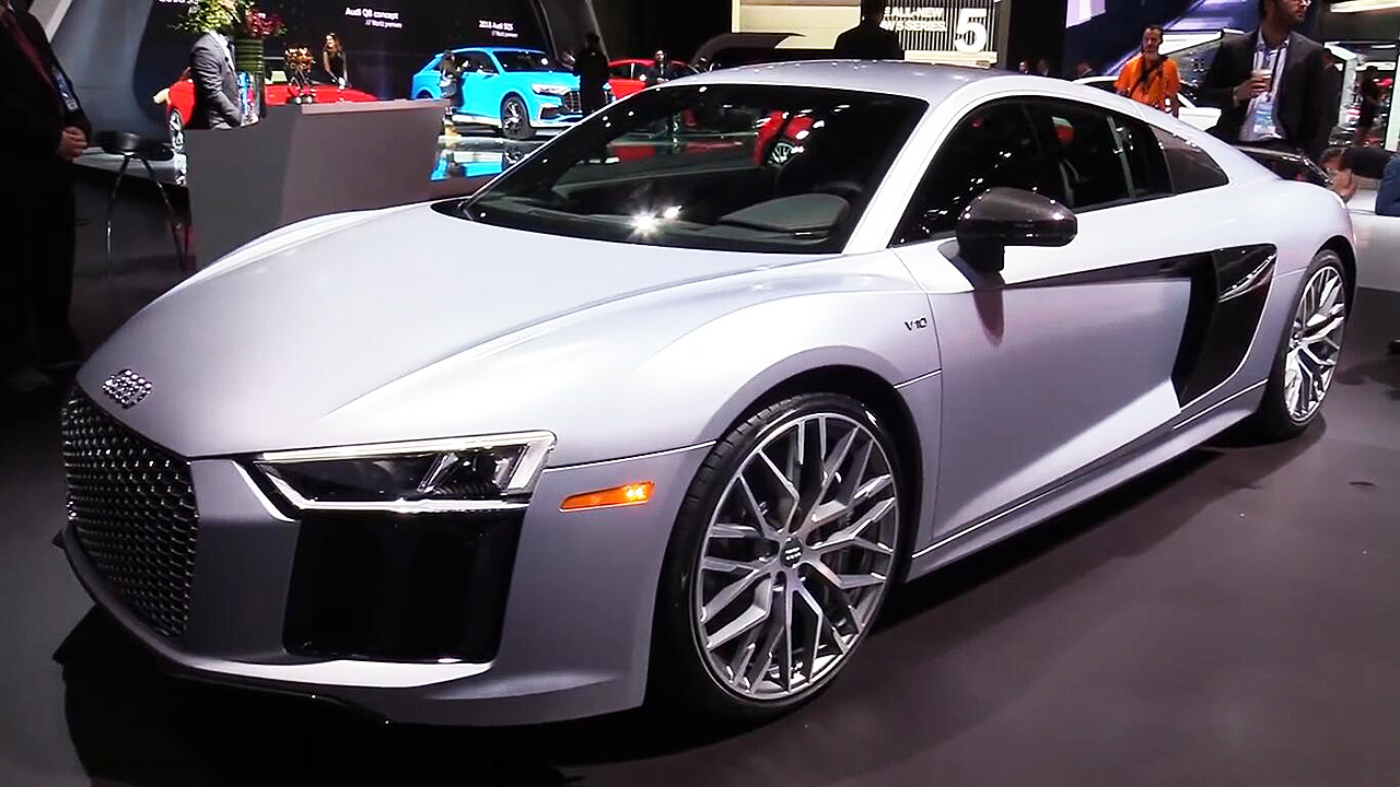 2017款奥迪r8v10plus采用led头灯