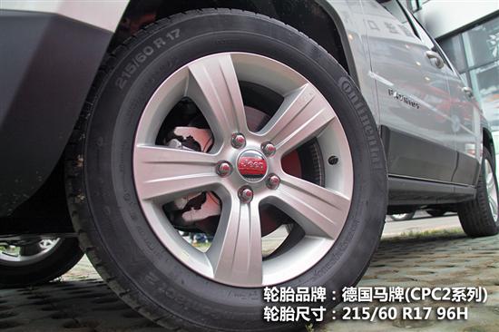 Jeep自由客抢先到店实拍