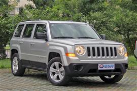 Jeep自由客抢先到店实拍
