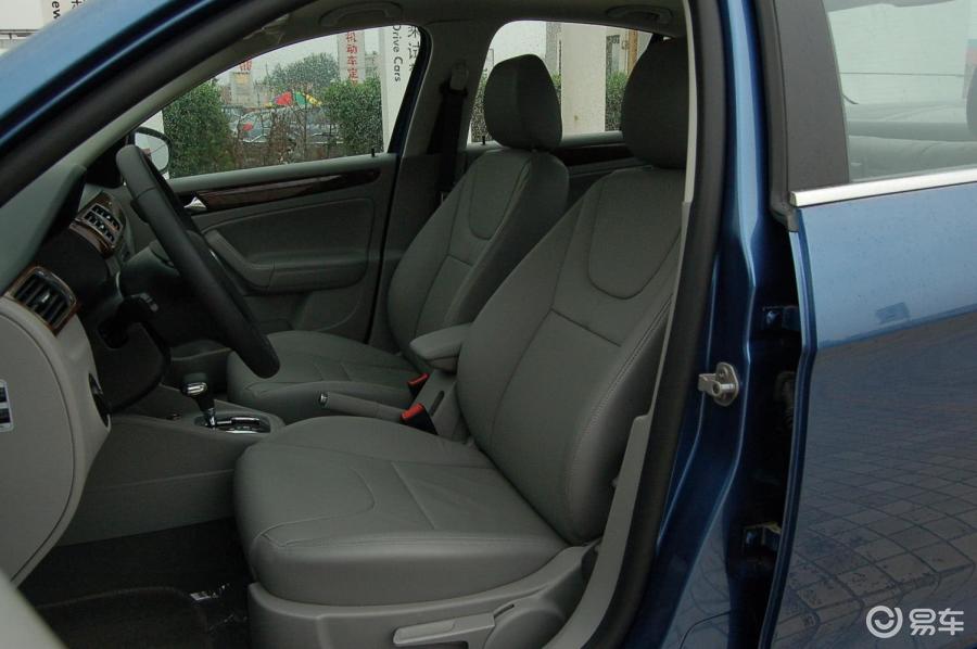 【新宝来2009款1.6L 自动豪华驾驶员座椅汽车