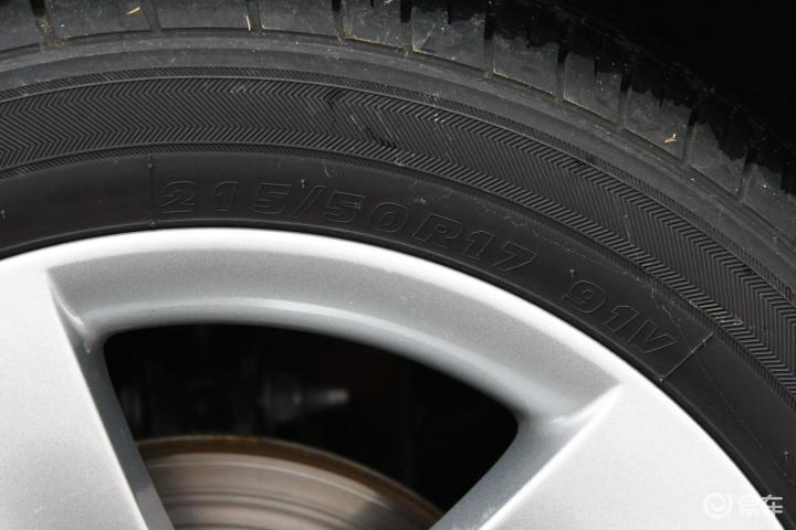 【东风标致408 2.0l 自动尊贵版轮胎规格图片】