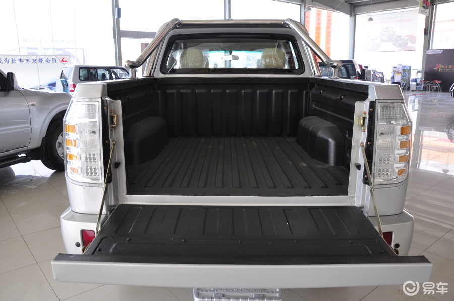 【飞豹皮卡空间汽车图片-汽车图片大全】