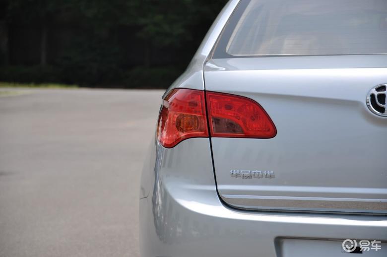 【骏捷fsv2011款1.5l 手动 经典型尾灯汽车图片