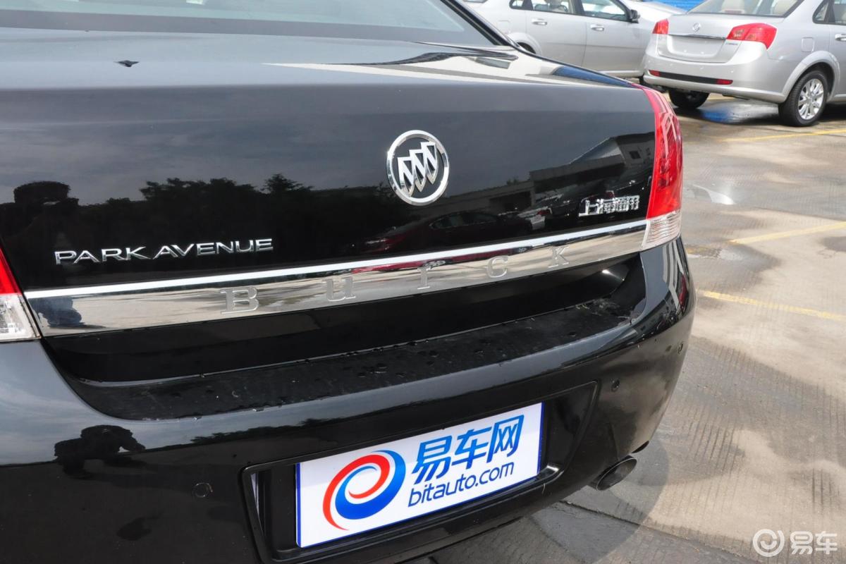 【林荫大道2011款3.