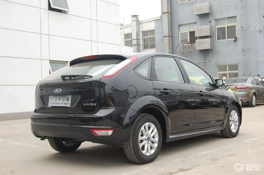 【福克斯2011款两厢 1.8自动时尚型外观汽车图