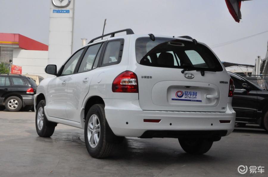 华泰圣达菲整体外观