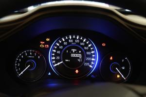 【1.8的排量1.6的价格1.5的油耗2.0的空间_新