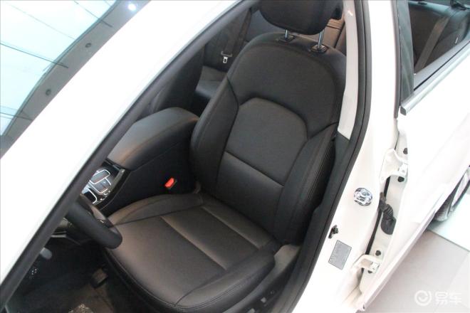 伊朗vs西班牙谁最先角球