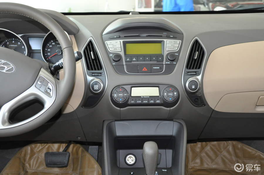 ix352015款2L自动两驱智能型架装中控彩色大