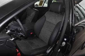 奔驰R级驾驶员座椅