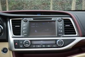 汉兰达中控台正面