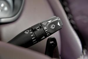 阿斯顿&middot;马丁Vanquish 雨刷器开关