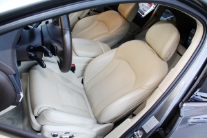 奥迪Q7驾驶员座椅