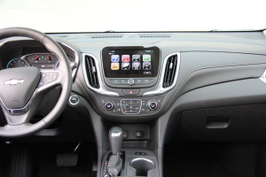 探界者中控台正面