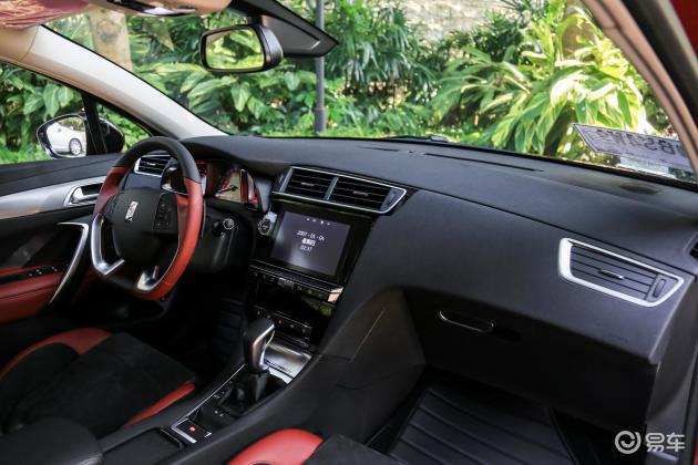 内饰 内饰全景副驾驶员方向