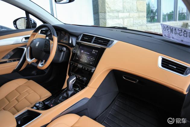 内饰 内饰全景副驾驶员方向