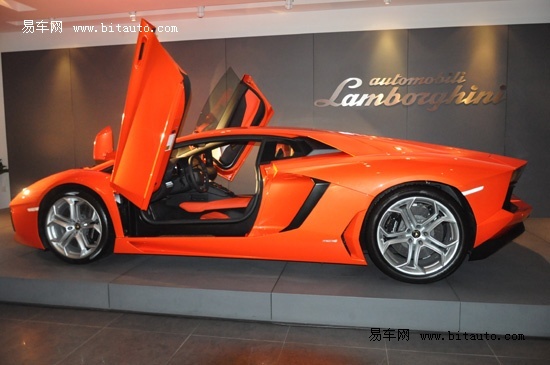 兰博基尼aventador lp 700-4耀世登陆青岛