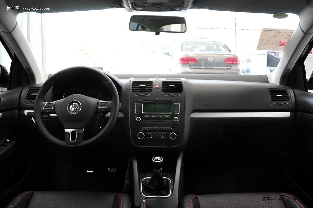 新速腾配置占优