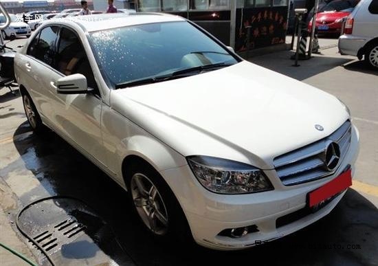 【图文】二手2011款奔驰c200白色售价26万元