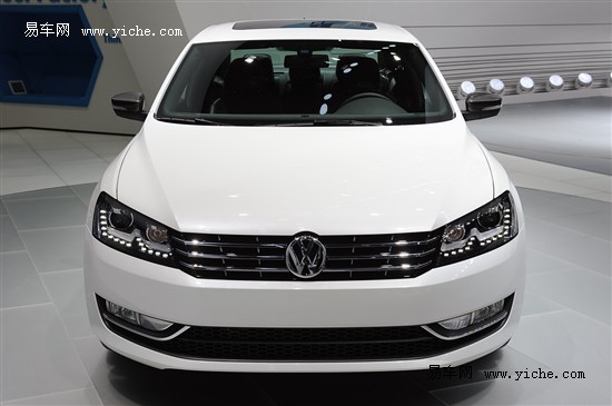 908c6d37-e5fd-43ef-8ec1-d2a489efb60b_550