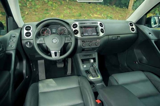 ecf2f035-fb0b-423a-82cf-775e01afa54f_550