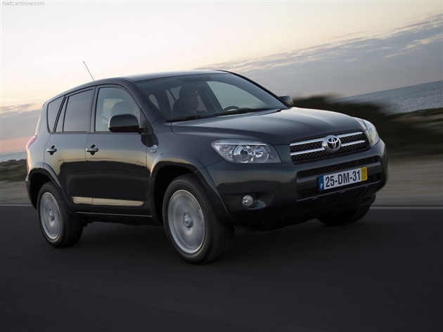 【图文】丰田召回RAV4车型 座椅骨架存在安全