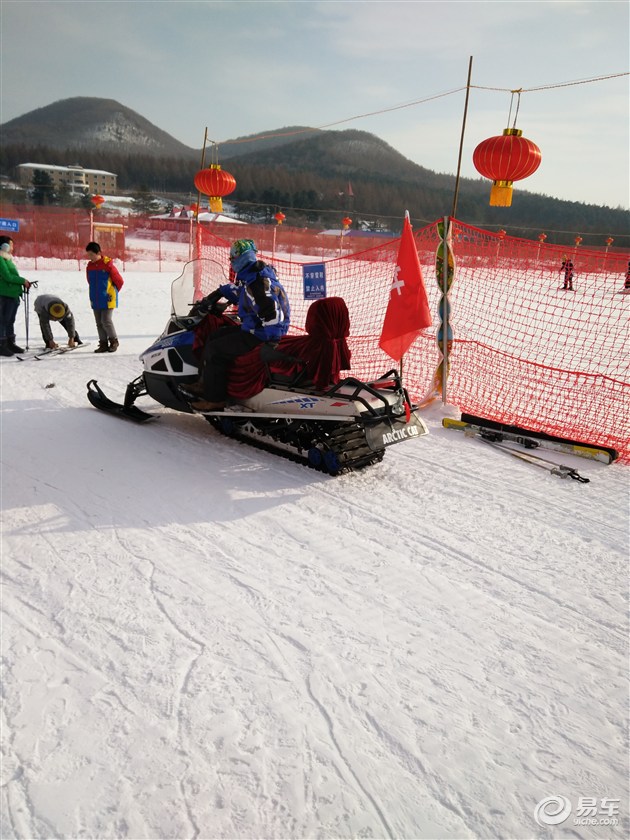 牡丹峰滑雪场现牡丹江众泰sr7车友会