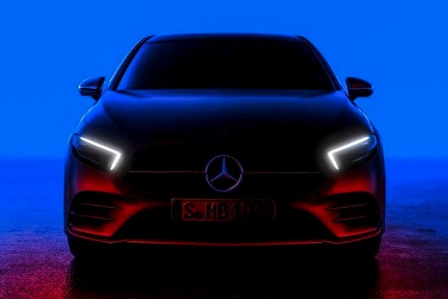 奔驰全新A级预告图曝光 2月2日亮相\/全新平台