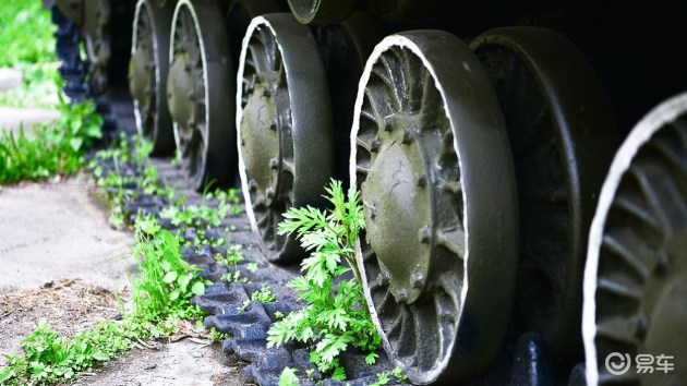 开放枪支GDP_中国gdp增长图(3)