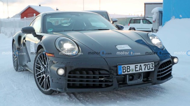 或2023年发布 中期改款保时捷911 Turbo曝光