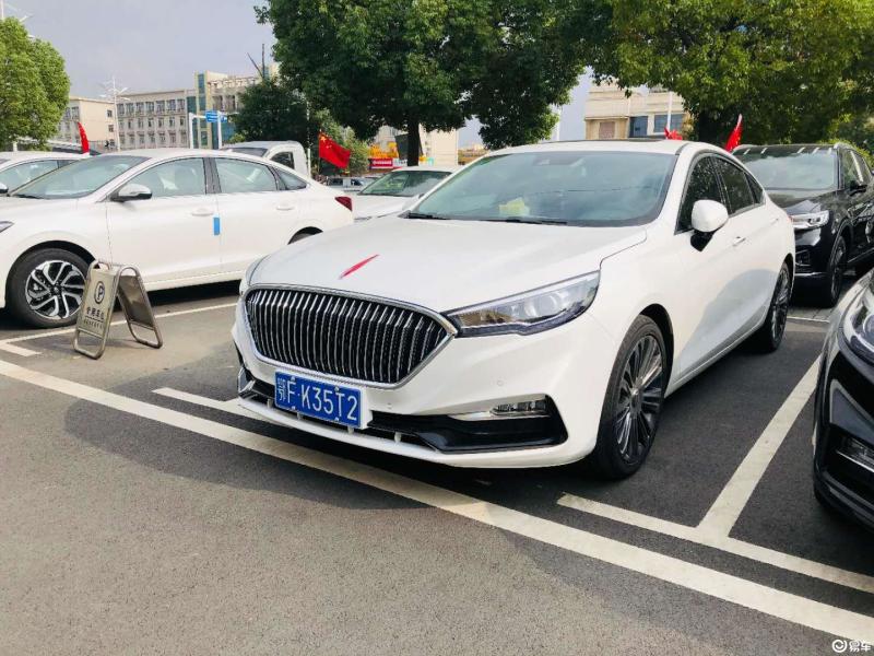 红旗h5 2019款 1.8t 智联享动版