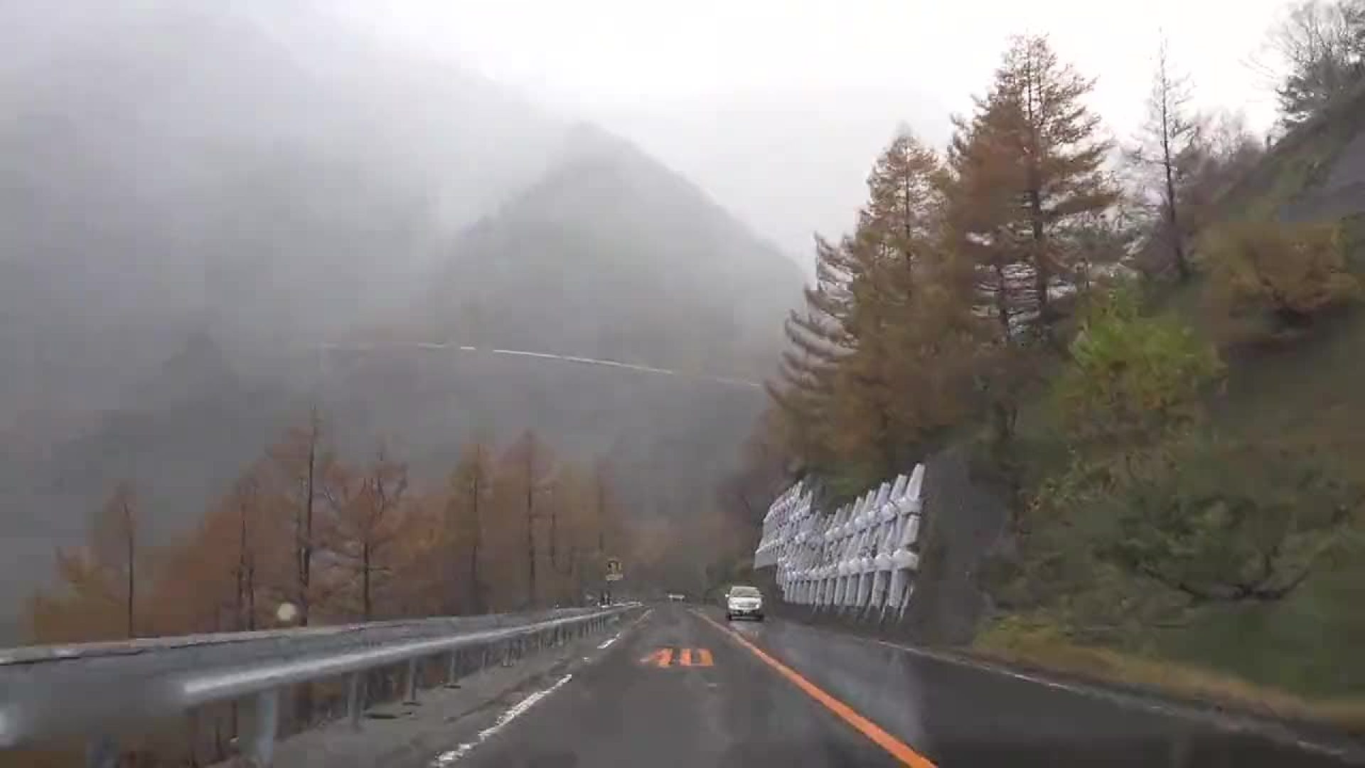 日本的120号国道,雨天驾驶体验,雾蒙蒙仿佛仙境