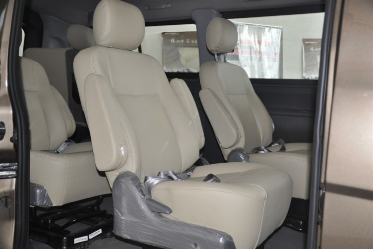 蒙派克e 2012款 2.0l 手动 财富快车经典版 汽油 vvt 长轴