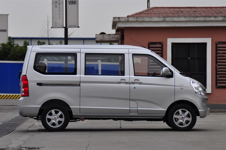 五菱荣光 2014款 s 1.5l 手动 标准型