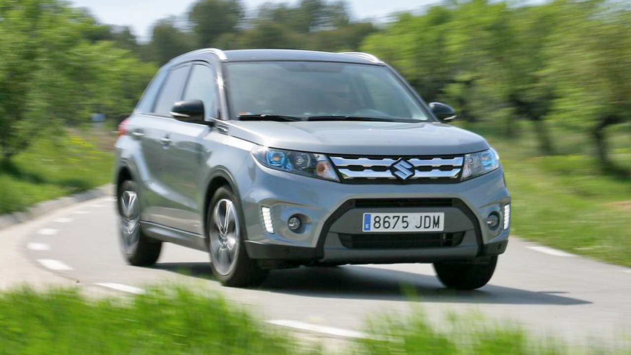 全新铃木维特拉小型suv悬浮式车顶设计