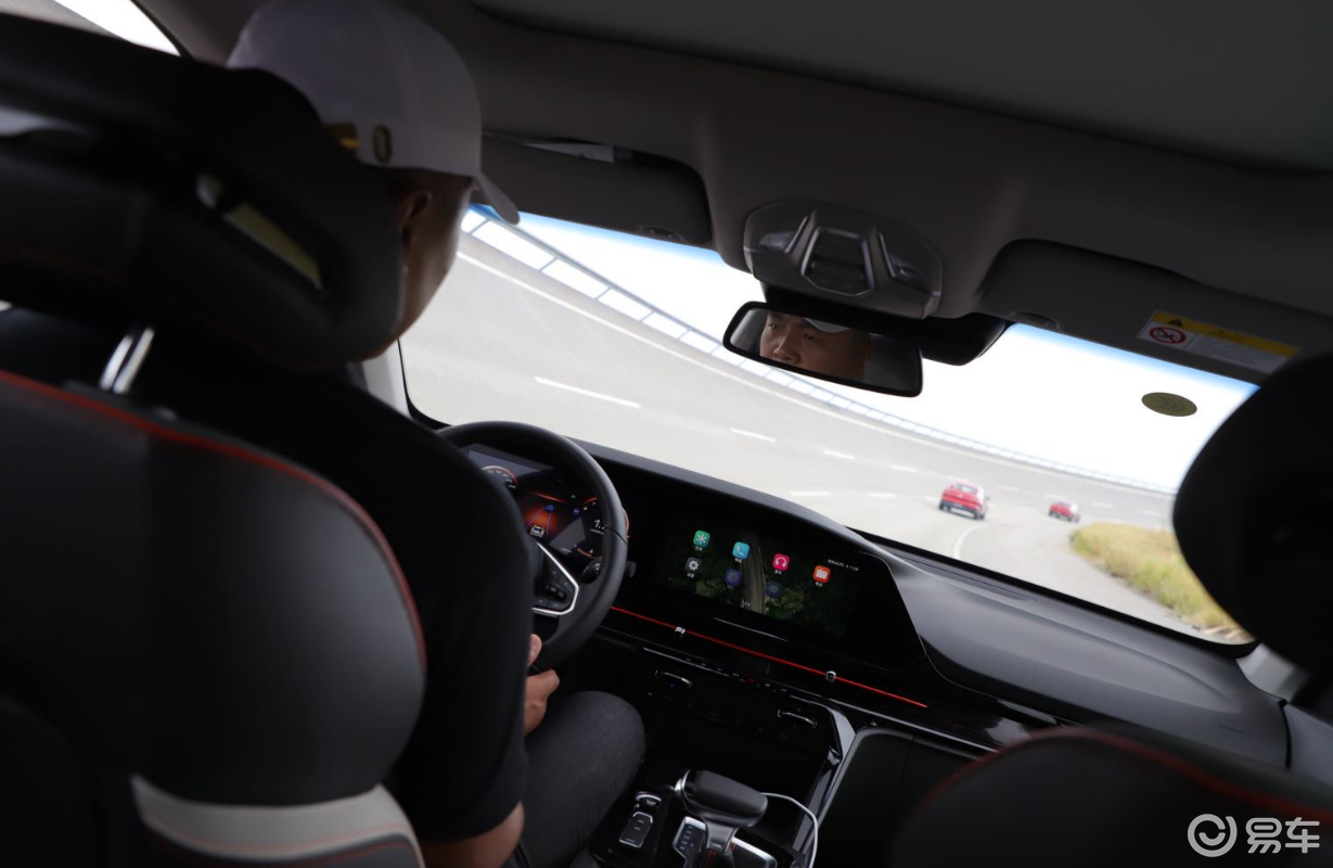 怎么用手机控制自己的车 d3c7b148b68f4781b3ff42cc5719250c.png