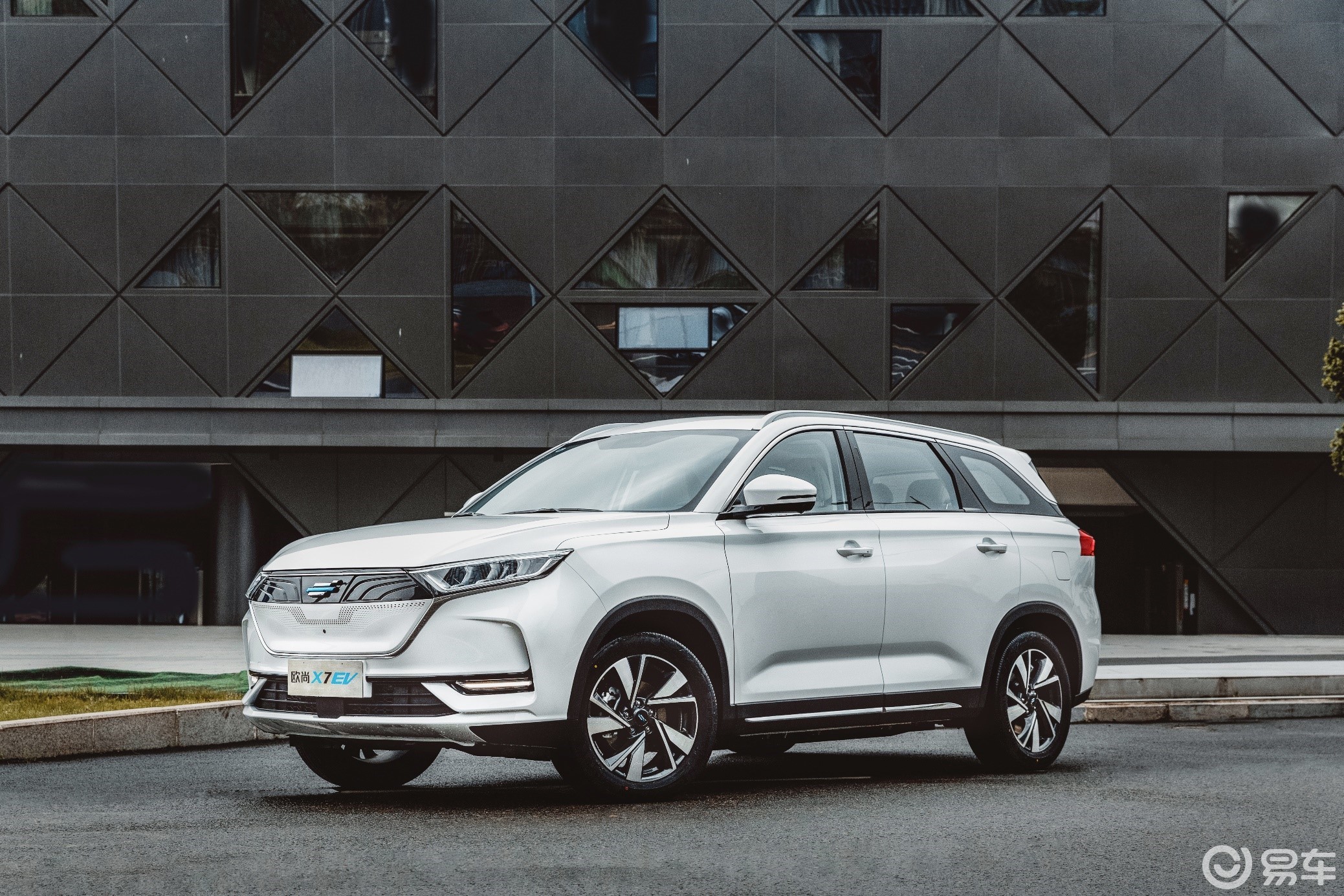 长安欧尚x7ev