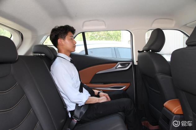 众泰t300内饰-空间-动力-易车