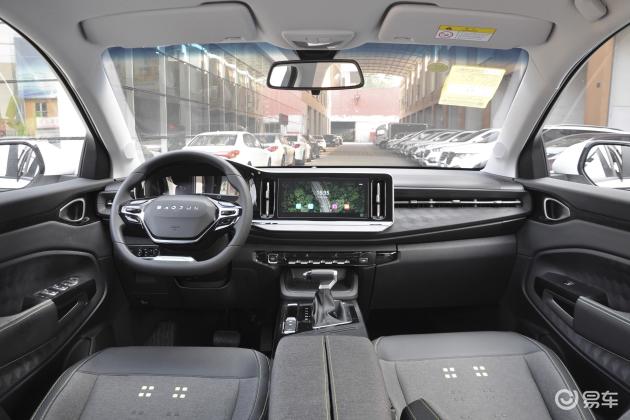 >易车>宝骏rm-5座椅摘要>摘要详情>在内饰的用料和做工上,新宝骏rm-5