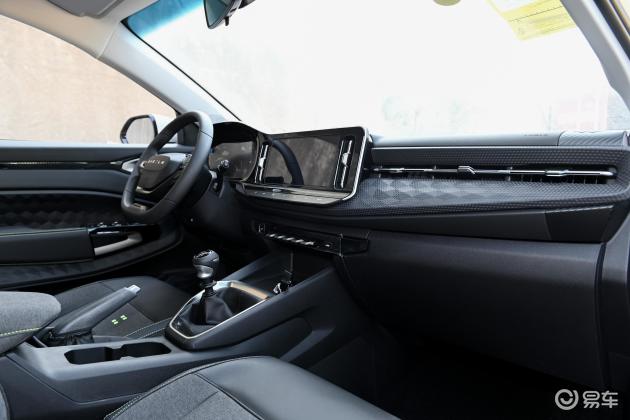 宝骏rm-5内饰-后排-发动机-易车