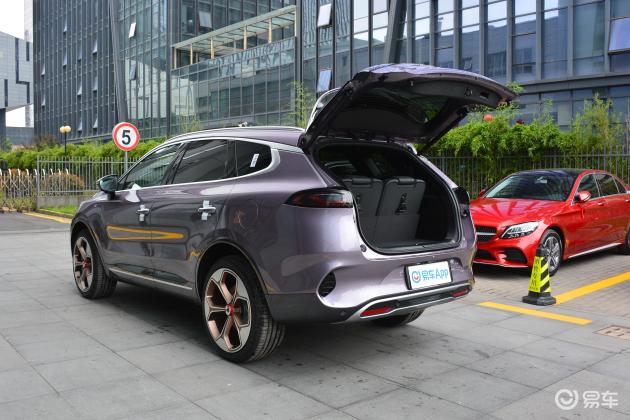 腾势x 插电混动车尾-方向盘-气囊-易车