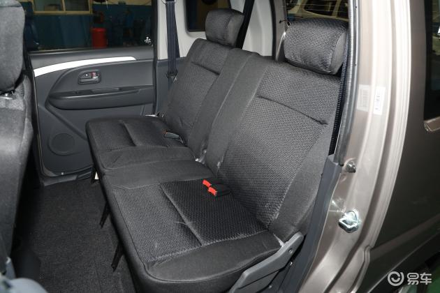 昌河北斗星x5车身空间座椅