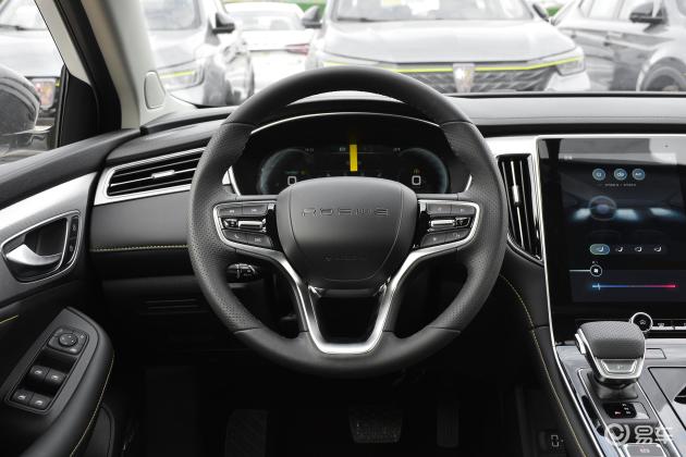 易车摘要频道下列精选内容摘自于荣威ei6max插电混动购车导读秀外慧中