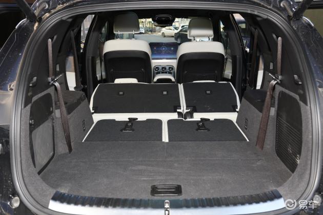 >易车>腾势x纯电动车灯摘要>摘要详情>腾势x 纯电动后备厢空间的表现