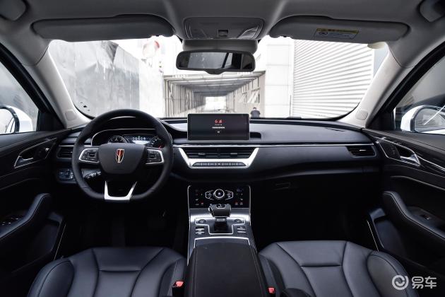 当前位置:>易车>红旗h5经典中控台摘要>摘要详情>红旗h5的内饰设计