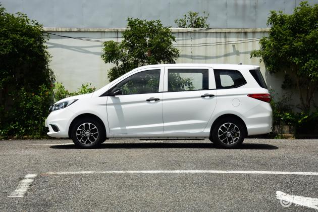 欧尚a600 ev后排-配置-空间-易车