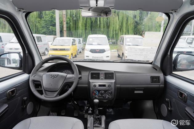 五菱荣光内饰-空间-座椅-易车