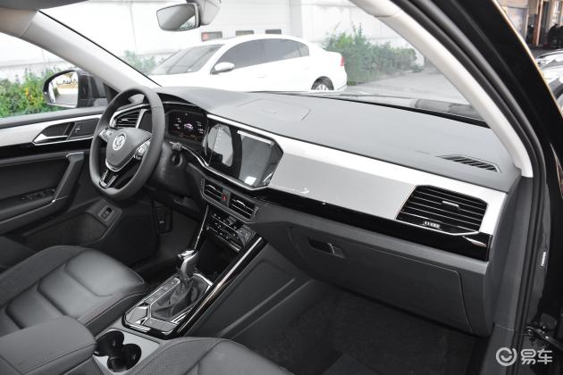 探岳内饰-后排-发动机-易车